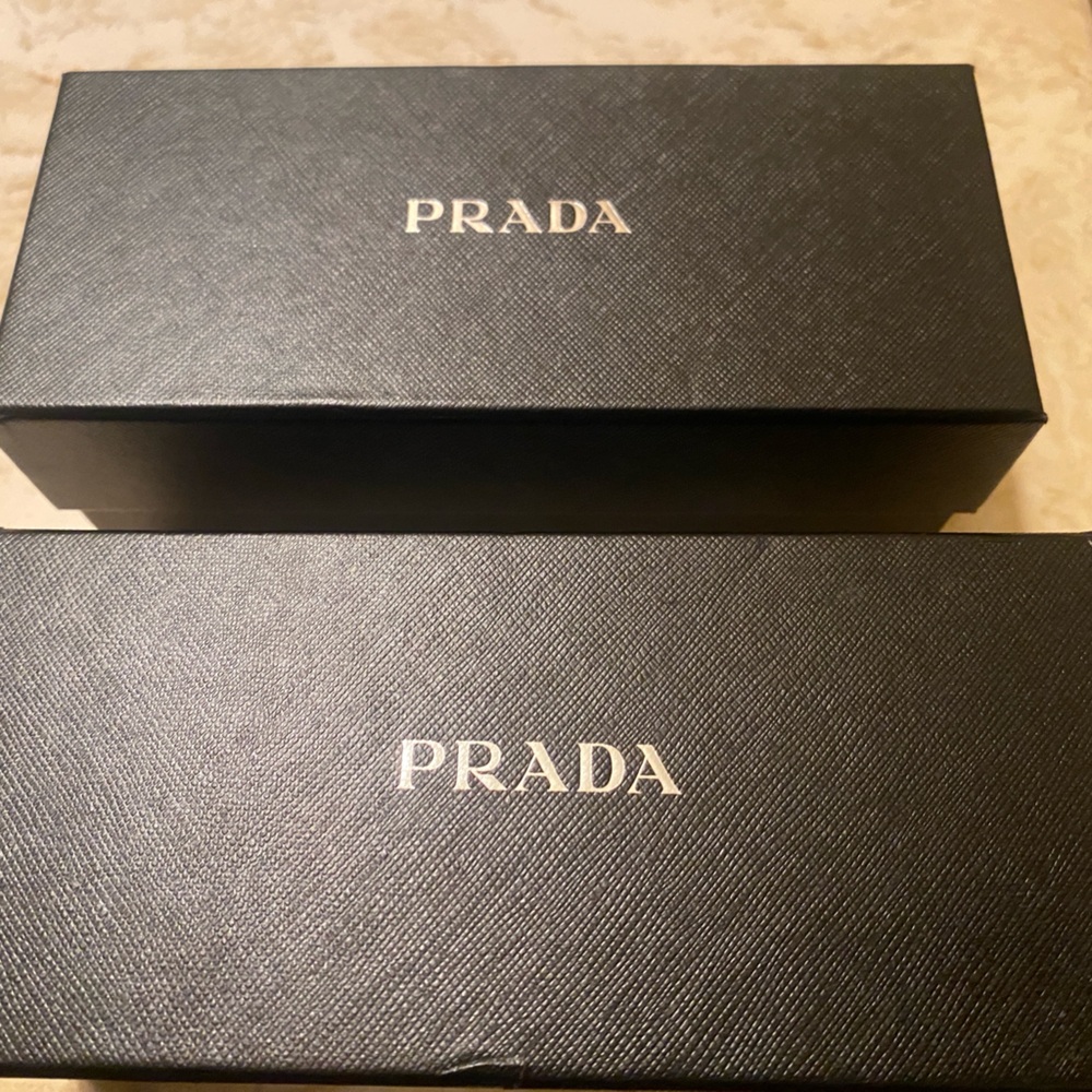 PRADA SYMBOL SUNGLASSES (black)